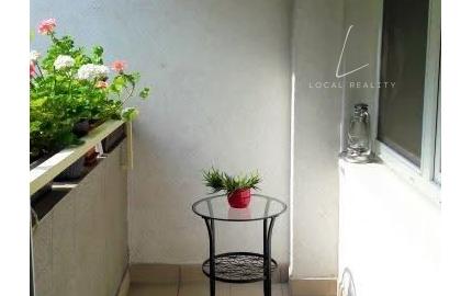 Na prenájom: 2-izbový byt s klimatizáciou, balkónom a výhľadom na zeleň – Ružinov, Ostredky