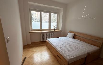 Na Prenájom 3-izbového bytu – Grosslingova, centrum Bratislavy