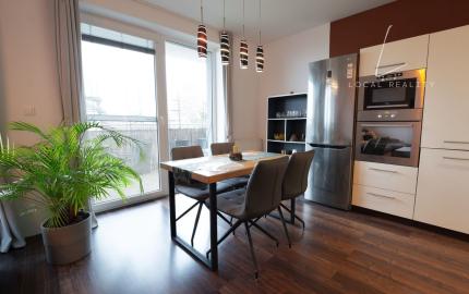 REZERVOVANÝ– 3-IZBOVÝ BYT S TERASOU, ROVINKA (JASNÁ ULICA)