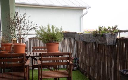 REZERVOVANÝ– 3-IZBOVÝ BYT S TERASOU, ROVINKA (JASNÁ ULICA)