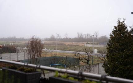 REZERVOVANÝ– 3-IZBOVÝ BYT S TERASOU, ROVINKA (JASNÁ ULICA)