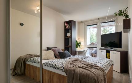 REZERVOVANÉ: Na predaj: zrekonštruovaný 3-izbový byt s balkónom v Ružinove