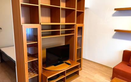 Na prenájom – 1,5-izbový byt, Páričkova ulica, Nivy