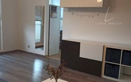 Na prenájom: Klimatizovaný 2-izbový byt s loggiou – Pečnianska ulica, Petržalka