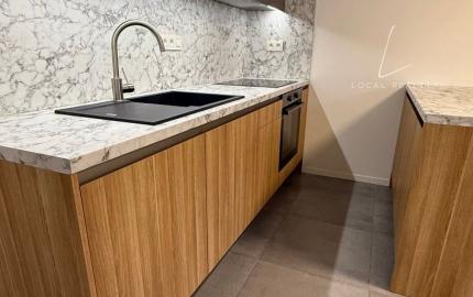 Na prenájom – Moderný 2-izbový byt v projekte Vila Ľadová, Staré Mesto