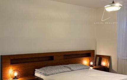 PRENÁJOM – Nadštandardný historický byt po kompletnej rekonštrukcii v centre Nitry