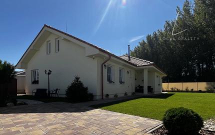 Na predaj moderný 4-izbový rodinný dom – Florida Villa Park, Dunajská Streda