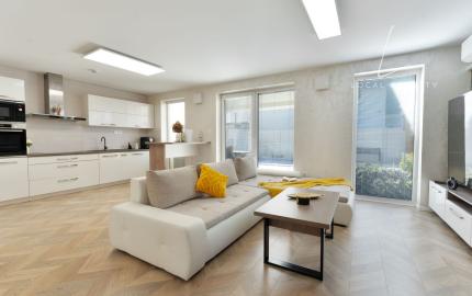 Nadštandartný 4 izbový Rodinný Dom v srdci Malého Raja, Slovenský Grob 