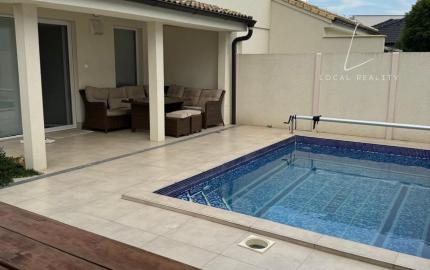 Nadštandartný 4 izbový Rodinný Dom v srdci Malého Raja, Slovenský Grob 