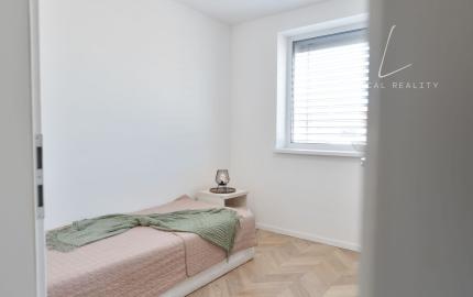 Nadštandartný 4 izbový Rodinný Dom v srdci Malého Raja, Slovenský Grob 