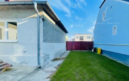 Na predaj 3 izb rodinný dom s 985m2 pozemkom v obci Kuchyňa.