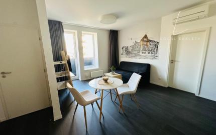 Slnečný 2izbový byt na prenájom