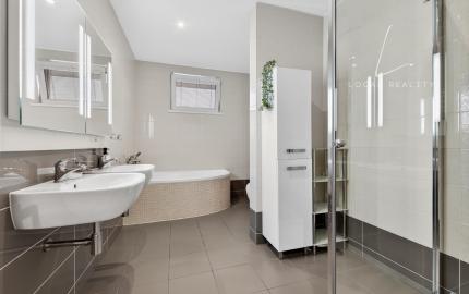 Samostatne stojaca novostavba bungalovu - bez nutnosti ďaľších investícií, Bernolákovo