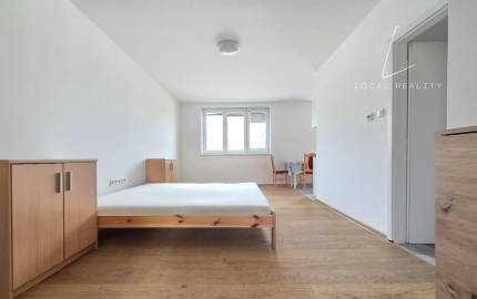 NA PREDAJ: 2 IZBOVÝ BYT V DEVÍNSKEJ NOVEJ VSI