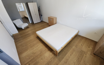 NA PREDAJ: 2 IZBOVÝ BYT V DEVÍNSKEJ NOVEJ VSI