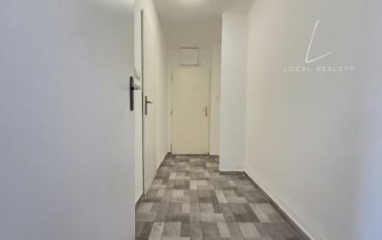 NA PREDAJ: 2 IZBOVÝ BYT V DEVÍNSKEJ NOVEJ VSI