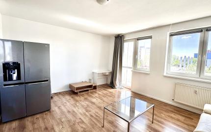 Na prenájom 3-izbový byt s balkónom – Bratislava, Petržalka