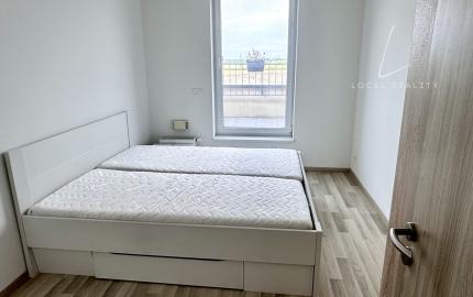 Priestranný 4izbový byt s veľkou terasou–Slnečnice Viladomy