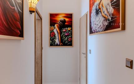 Moderný, vkusne zariadený 2-izbový byt v Dubravke