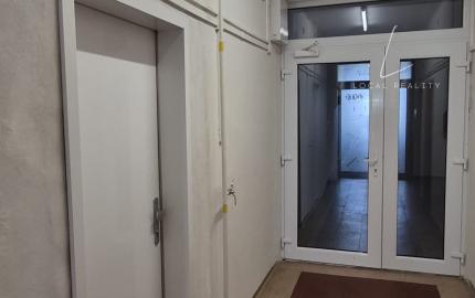 KANCELÁRSKE PRIESTORY S NÍZKYMI NÁKLADMI – BRATISLAVA, BOJNICKÁ ULICA