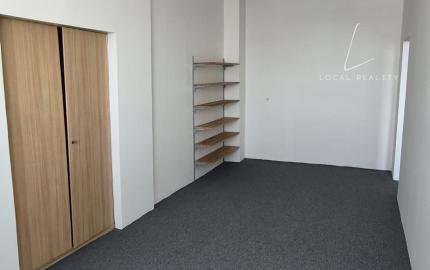KANCELÁRSKE PRIESTORY S NÍZKYMI NÁKLADMI – BRATISLAVA, BOJNICKÁ ULICA