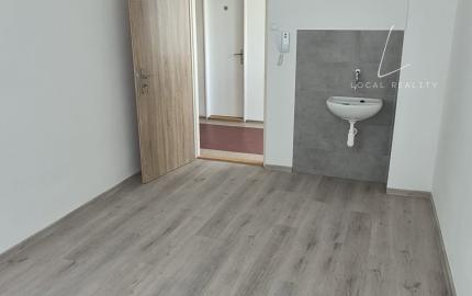 KANCELÁRSKE PRIESTORY S NÍZKYMI NÁKLADMI – BRATISLAVA, BOJNICKÁ ULICA
