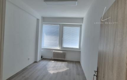 KANCELÁRSKE PRIESTORY S NÍZKYMI NÁKLADMI – BRATISLAVA, BOJNICKÁ ULICA