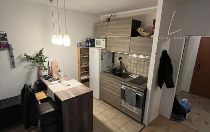 Prenájom 2 izbový byt - Bratislava - Petržalka, Gessayova