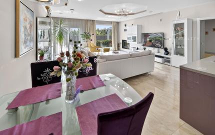 Samostatne stojaci bungalov, Hviezdoslavov