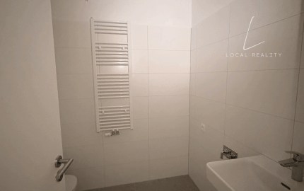 PREDAJ | Nový 1-izbový apartmán s terasou v projekte VERDENA
