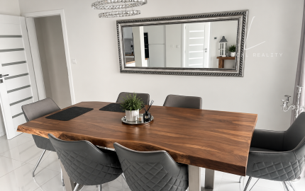 MODERNÝ 4-IZBOVÝ RODINNÝ DOM S POZEMKOM 580 m² |