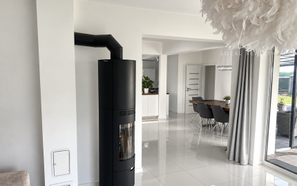 MODERNÝ 4-IZBOVÝ RODINNÝ DOM S POZEMKOM 580 m² |