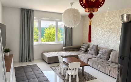 MODERNÝ 4-IZBOVÝ RODINNÝ DOM S POZEMKOM 580 m² |