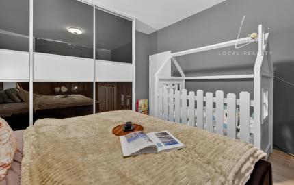 Moderný 3-izbový byt s 2 balkónmi a 2 parkovacími miestami