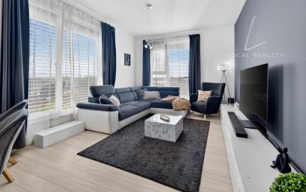 Moderný 3-izbový byt s 2 balkónmi a 2 parkovacími miestami