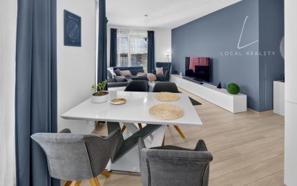 Moderný 3-izbový byt s 2 balkónmi a 2 parkovacími miestami