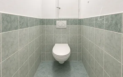 PRIESTRANNÝ 2-IZBOVÝ BYT S VEĽKÝM BALKÓNOM | BUDATÍNSKA 📍