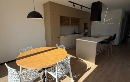 MODERNÝ 4-IZBOVÝ BUNGALOV NA PRENÁJOM – HVIEZDOSLAVOV RESIDENCE