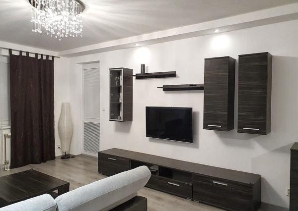 Na prenájom: 2-izbový byt s klimatizáciou, balkónom a výhľadom na zeleň – Ružinov, Ostredky