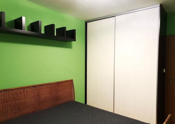 Na prenájom: 2-izbový byt s klimatizáciou, balkónom a výhľadom na zeleň – Ružinov, Ostredky