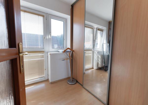 Veľký dvojgeneračný rodinný dom v krásnej oblasti, Svätý Jur, Neštich