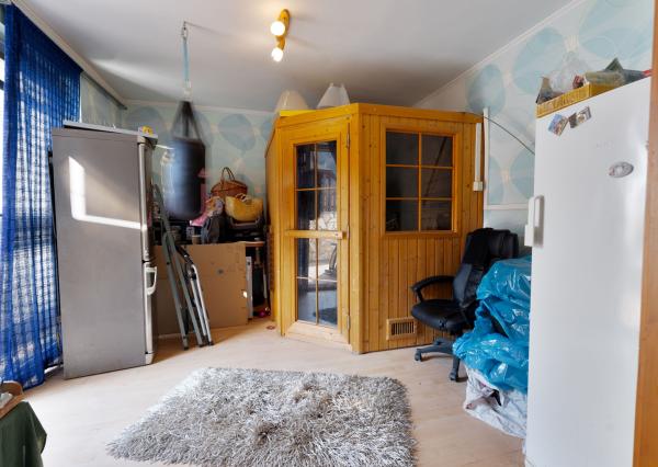 Veľký dvojgeneračný rodinný dom v krásnej oblasti, Svätý Jur, Neštich