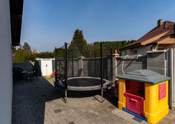 Samostatne stojaca novostavba 4 izbového bungalovu, Bernolákovo