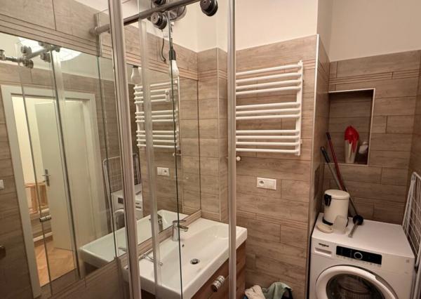 Na Prenájom 3-izbového bytu – Grosslingova, centrum Bratislavy