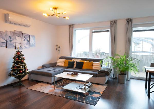 REZERVOVANÝ– 3-IZBOVÝ BYT S TERASOU, ROVINKA (JASNÁ ULICA)