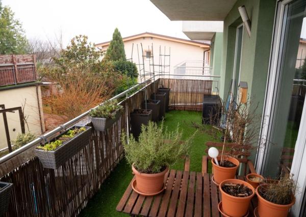 REZERVOVANÝ– 3-IZBOVÝ BYT S TERASOU, ROVINKA (JASNÁ ULICA)