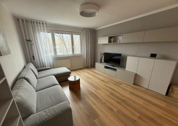 Prenájom 3-izbového bytu – Švabinského ulica, Petržalka