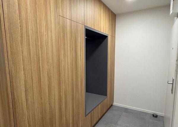 Na prenájom – Moderný 2-izbový byt v projekte Vila Ľadová, Staré Mesto