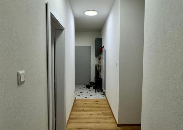 PRENÁJOM – Nadštandardný historický byt po kompletnej rekonštrukcii v centre Nitry