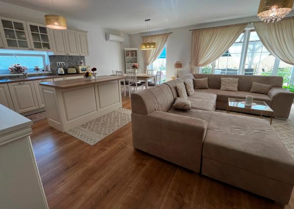 Na predaj moderný 4-izbový rodinný dom – Florida Villa Park, Dunajská Streda